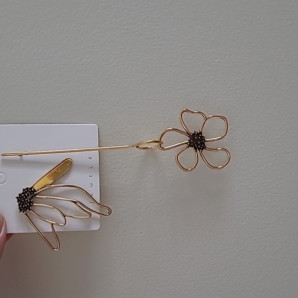 Summer Breeze Bohemian Earrings - Picture 5 of 9